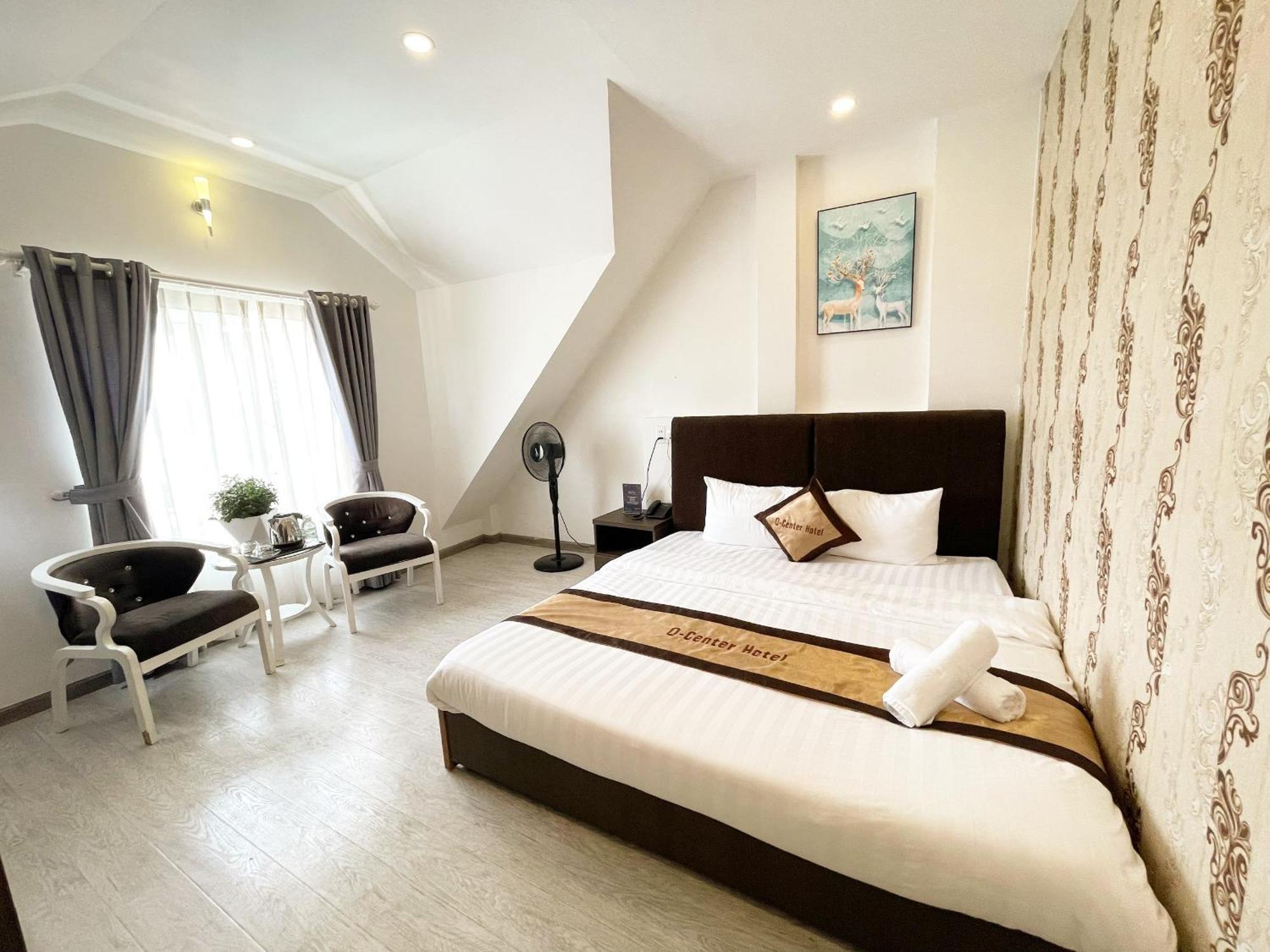 Q-Center Dalat Hotell Eksteriør bilde
