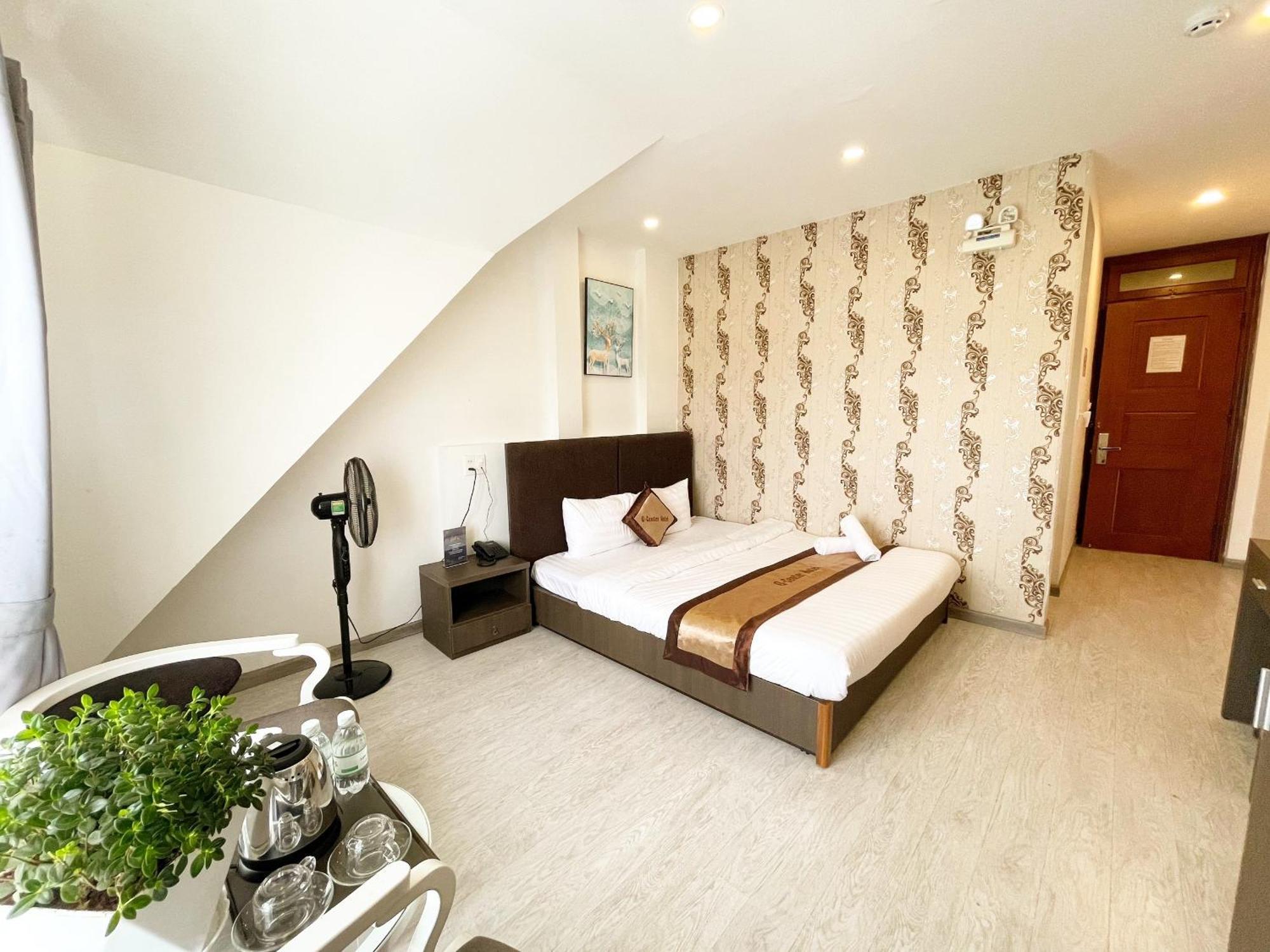 Q-Center Dalat Hotell Eksteriør bilde